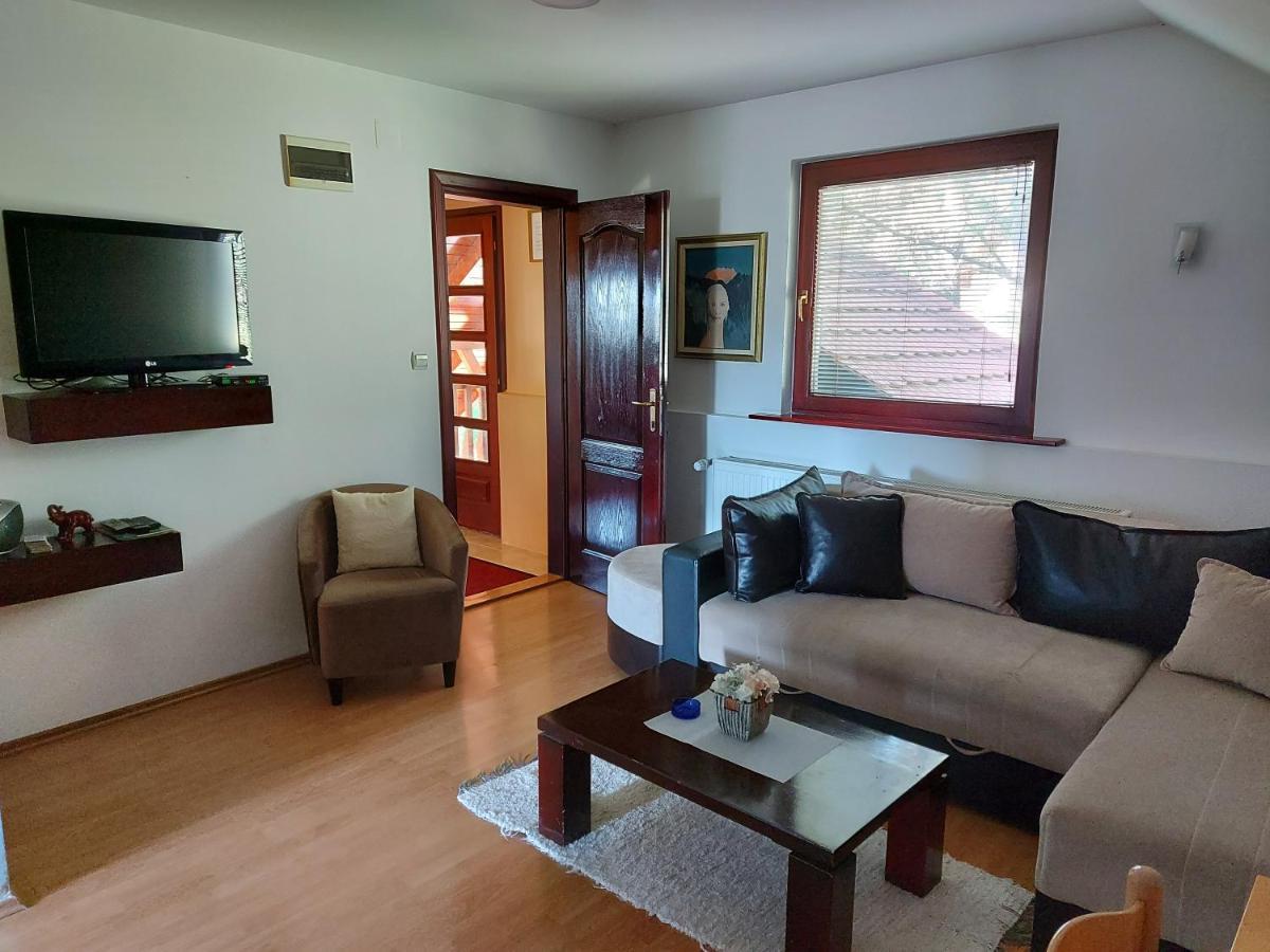 Apartments Madera ซลาตีบอร์ ภายนอก รูปภาพ
